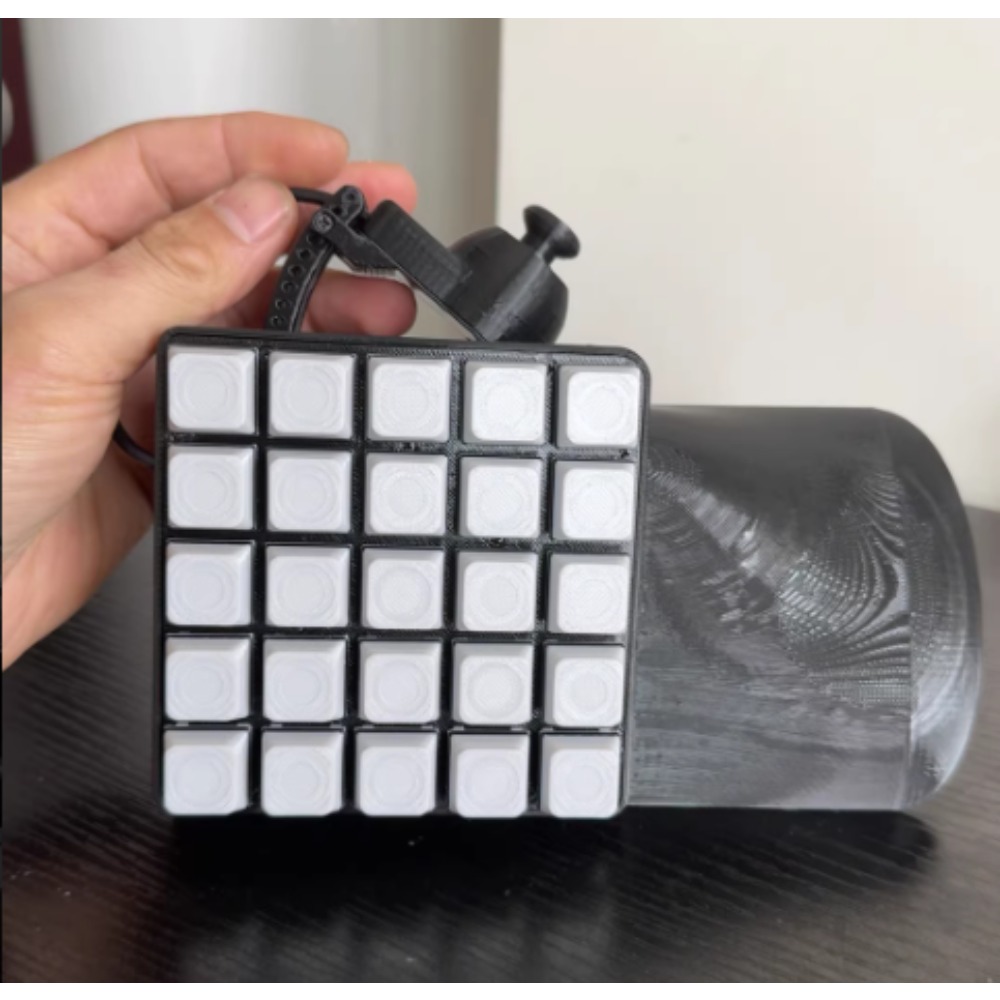 จอยสติ๊กเกมแบบใช้มือเดียว DIY  - Gaming Keyboard Hand บทวิจารณ์และราคา