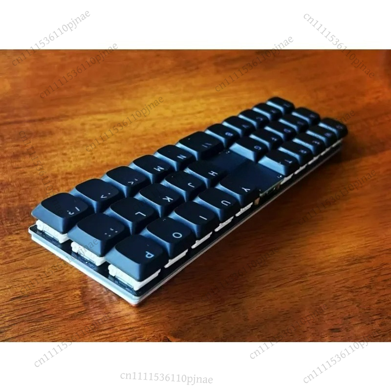 P31n/P30a คีย์บอร์ดโปรไฟล์ต่ำบ - Gaming Keyboard Bluetooth บทวิจารณ์และราคา